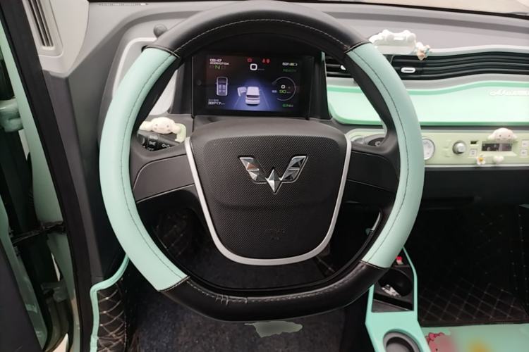 Used Wuling Hongguang MINIEV 2021 Macaron Premium Model – Lithium-NMC Steering Wheel