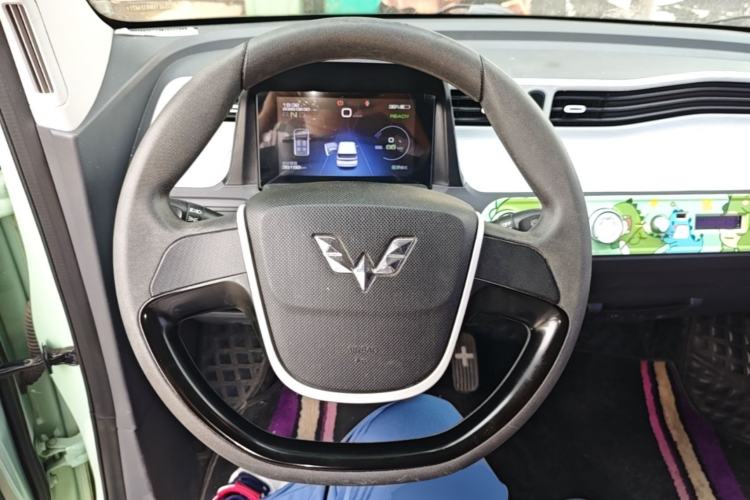 Used Wuling Hongguang MINIEV 2021 Macaron Premium Model – Lithium Iron Phosphate Steering Wheel