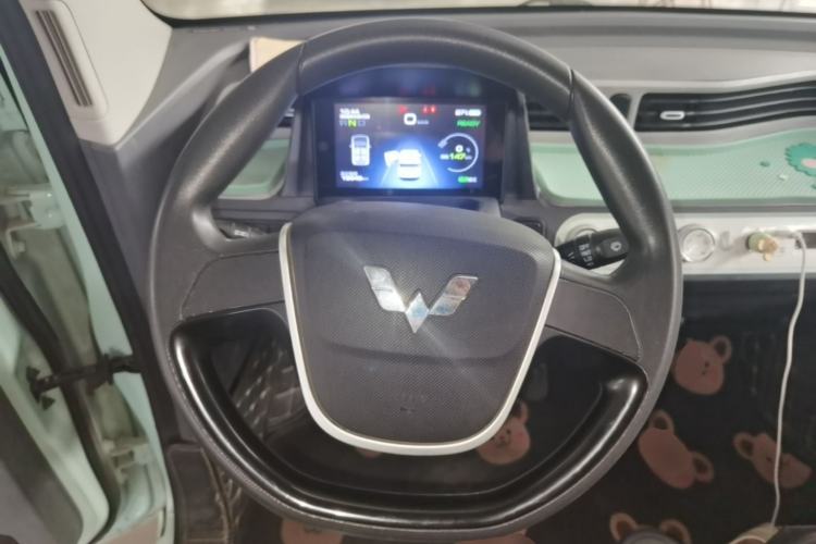 Used Wuling Hongguang MINIEV 2021 Macaron Premium Model – Lithium Iron Phosphate Steering Wheel