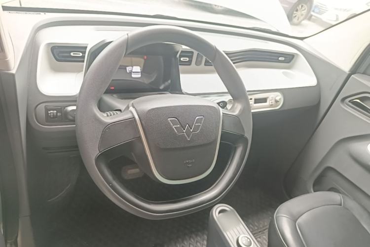 Used Wuling Hongguang MINIEV 2021 Macaron Premium Model – Lithium-NMC Steering Wheel
