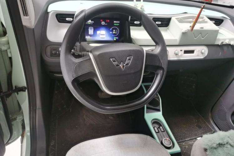 Used Wuling Hongguang MINIEV 2021 Macaron Premium Model – Lithium Iron Phosphate Steering Wheel