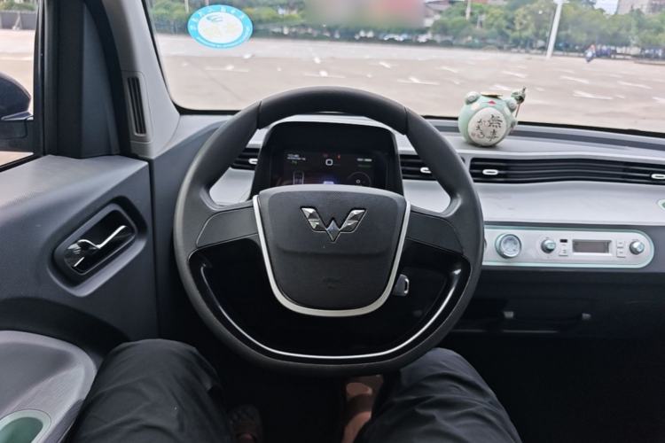 Used Wuling Hongguang MINIEV 2021 Macaron Premium Model – Lithium-NMC Steering Wheel