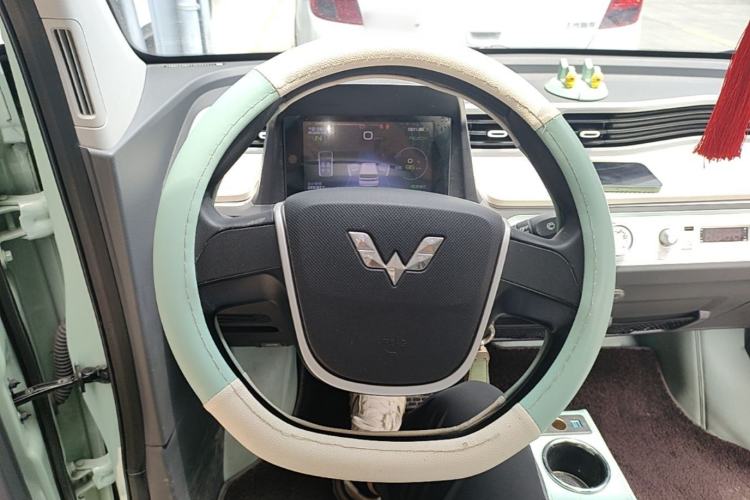 Used Wuling Hongguang MINIEV 2021 Macaron Premium Model – Lithium Iron Phosphate Steering Wheel