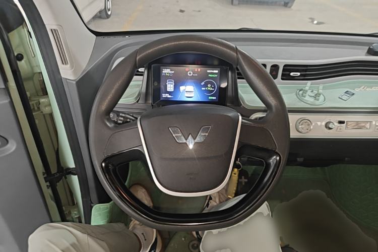 Used Wuling Hongguang MINIEV 2021 Macaron Premium Model – Lithium Iron Phosphate Steering Wheel