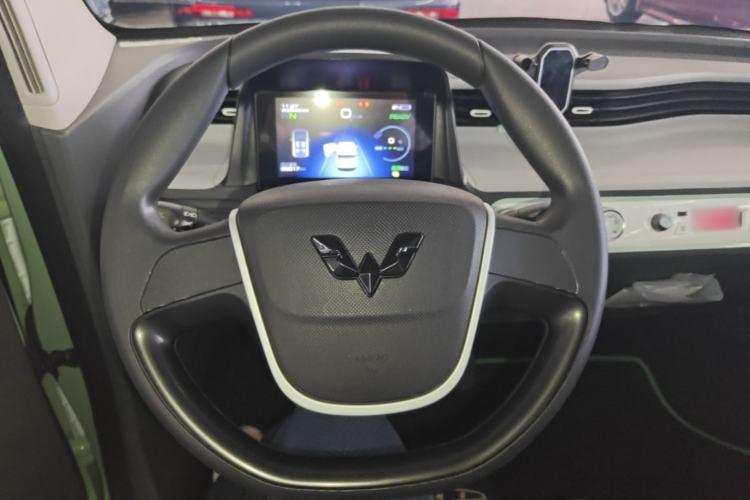 Used Wuling Hongguang MINIEV 2021 Macaron Premium Model – Lithium Iron Phosphate Steering Wheel