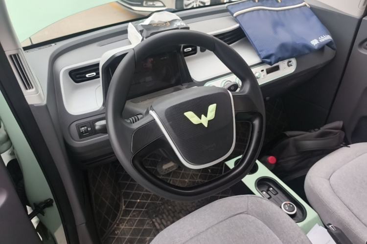 Used Wuling Hongguang MINIEV 2021 Macaron Premium Model – Lithium Iron Phosphate Steering Wheel