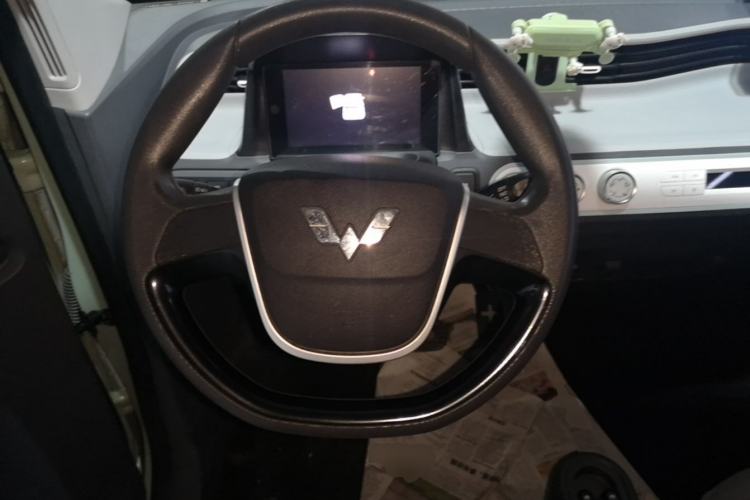 Used Wuling Hongguang MINIEV 2021 Macaron Premium Model – Lithium Iron Phosphate Steering Wheel