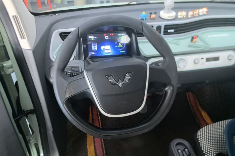 Used Wuling Hongguang MINIEV 2021 Macaron Premium Model – Lithium-NMC Steering Wheel