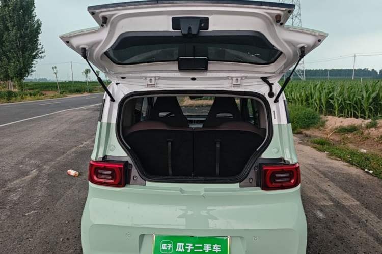 Used Wuling Hongguang MINIEV 2021 Macaron Premium Model – Lithium Iron Phosphate Trunk