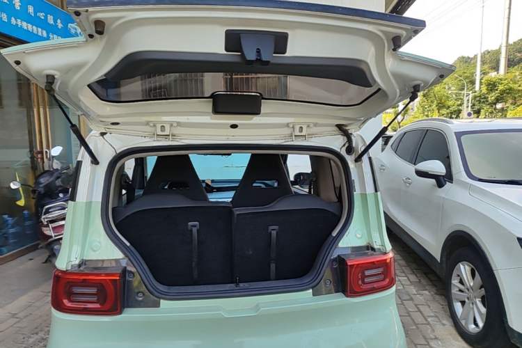 Used Wuling Hongguang MINIEV 2021 Macaron Fashion Model Lithium Iron Phosphate Trunk