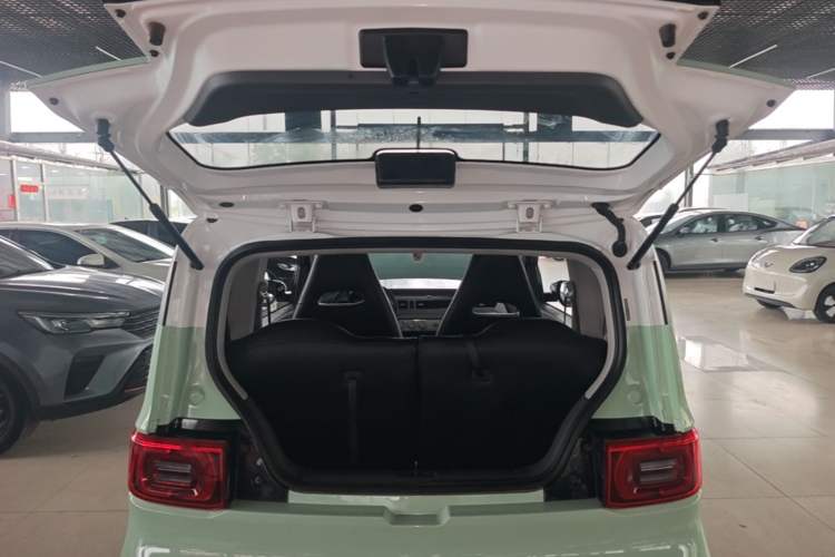 Used Wuling Hongguang MINIEV 2021 Macaron Sandwich Model 120 km Lithium Iron Phosphate Trunk