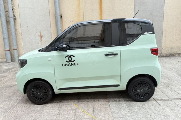 Used Wuling Hongguang MINIEV 2021 Macaron Fashion Model Lithium Iron Phosphate Trunk