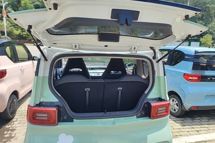 Used Wuling Hongguang MINIEV 2021 Macaron Fashion Model Lithium Iron Phosphate Trunk