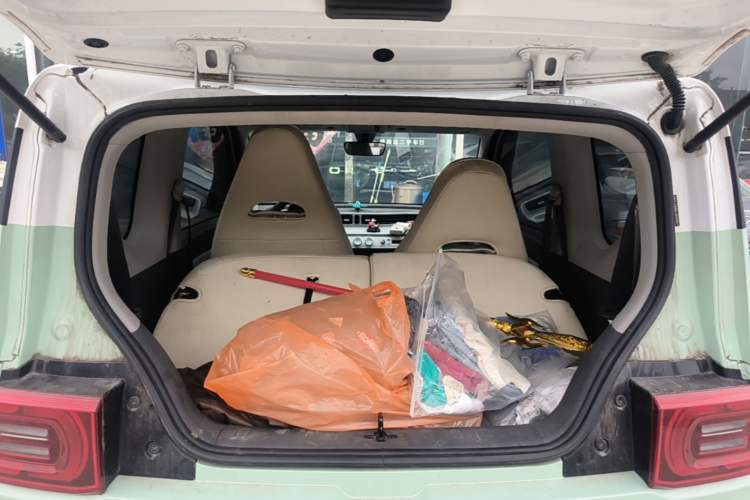 Used Wuling Hongguang MINIEV 2021 Macaron Premium Model – Lithium-NMC Trunk
