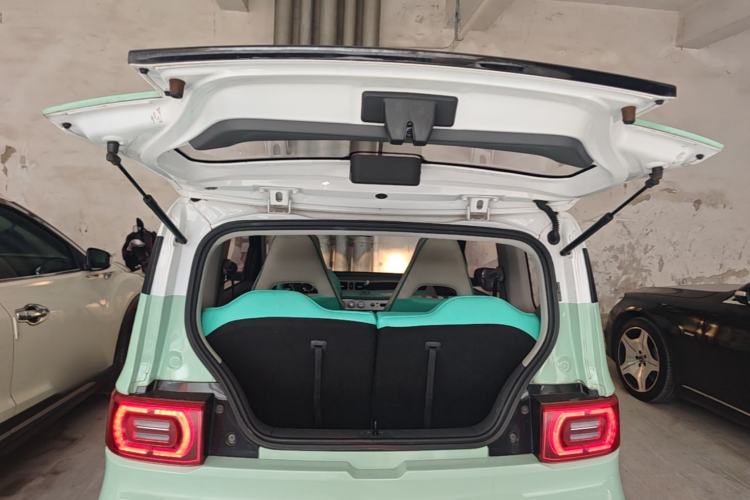 Used Wuling Hongguang MINIEV 2021 Macaron Premium Model – Lithium Iron Phosphate Trunk