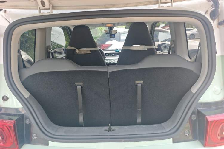Used Wuling Hongguang MINIEV 2021 Macaron Premium Model – Lithium Iron Phosphate Trunk