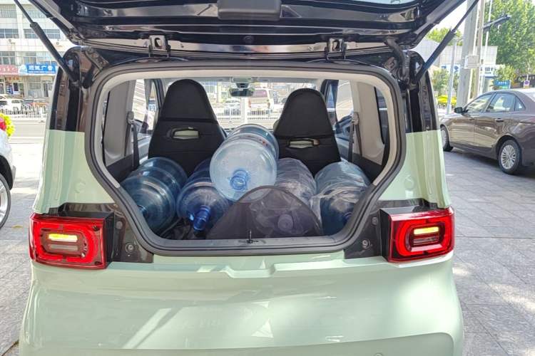 Used Wuling Hongguang MINIEV 2021 Macaron Fashion Model Lithium Iron Phosphate Trunk
