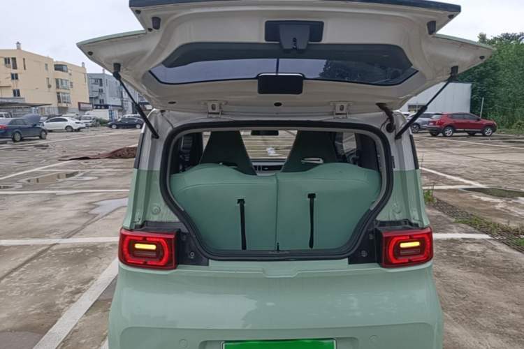 Used Wuling Hongguang MINIEV 2021 Macaron Premium Model – Lithium Iron Phosphate Trunk