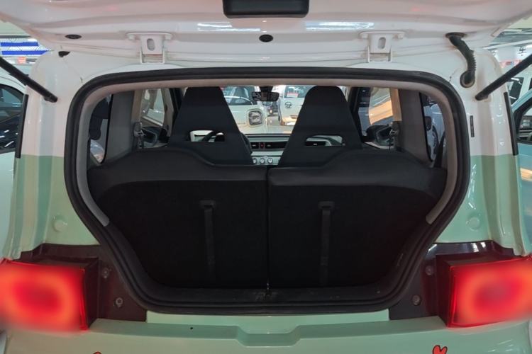 Used Wuling Hongguang MINIEV 2021 Macaron Fashion Model Lithium Iron Phosphate Trunk