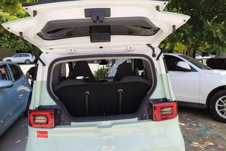 Used Wuling Hongguang MINIEV 2021 Macaron Premium Model – Lithium Iron Phosphate Trunk