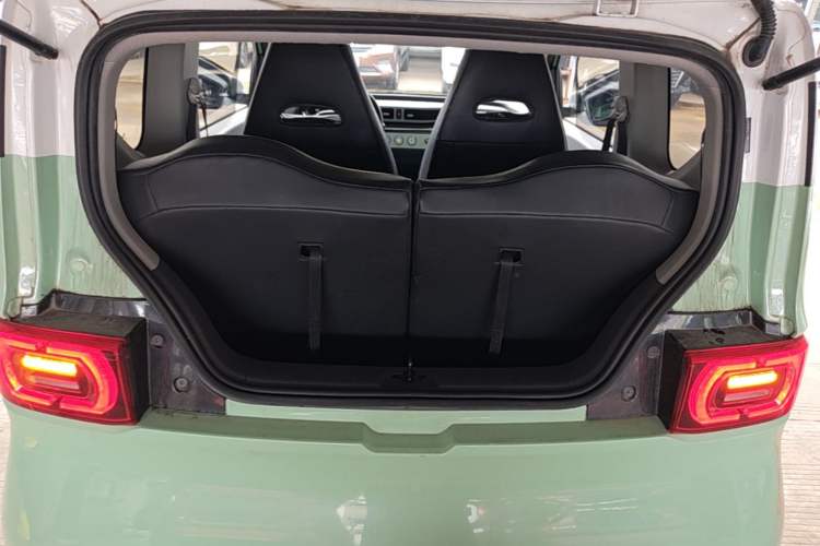 Used Wuling Hongguang MINIEV 2021 Macaron Fashion Model Lithium Iron Phosphate Trunk