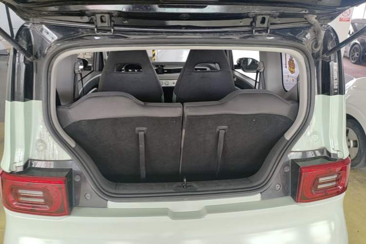 Used Wuling Hongguang MINIEV 2021 Macaron Premium Model – Lithium-NMC Trunk