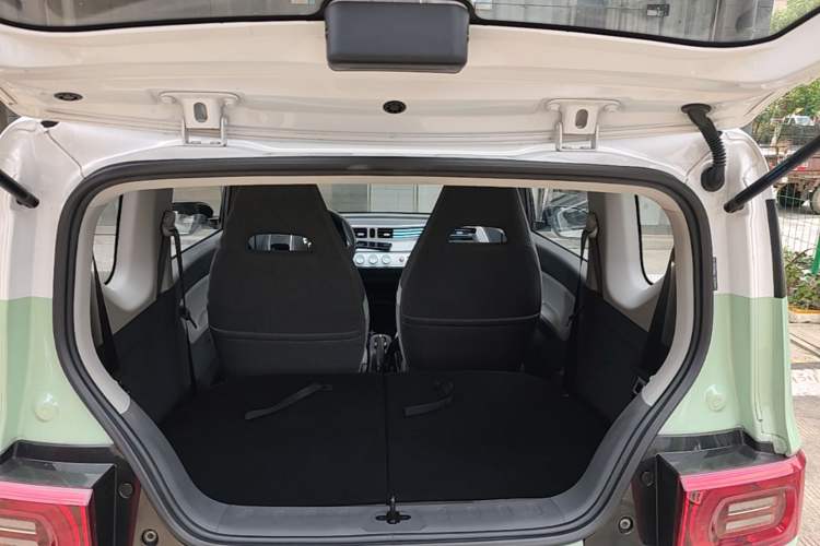 Used Wuling Hongguang MINIEV 2021 Macaron Premium Model – Lithium Iron Phosphate Trunk