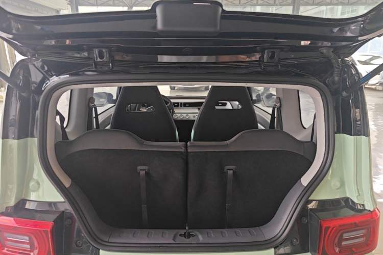 Used Wuling Hongguang MINIEV 2021 Macaron Premium Model – Lithium Iron Phosphate Trunk