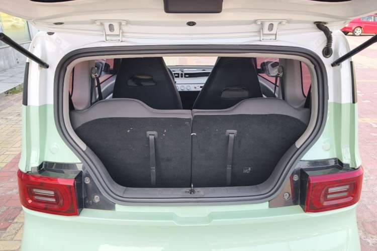 Used Wuling Hongguang MINIEV 2021 Macaron Premium Model – Lithium Iron Phosphate Trunk