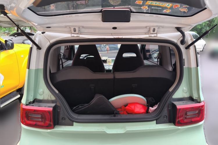 Used Wuling Hongguang MINIEV 2021 Macaron Fashion Edition Lithium-Ion Battery Trunk