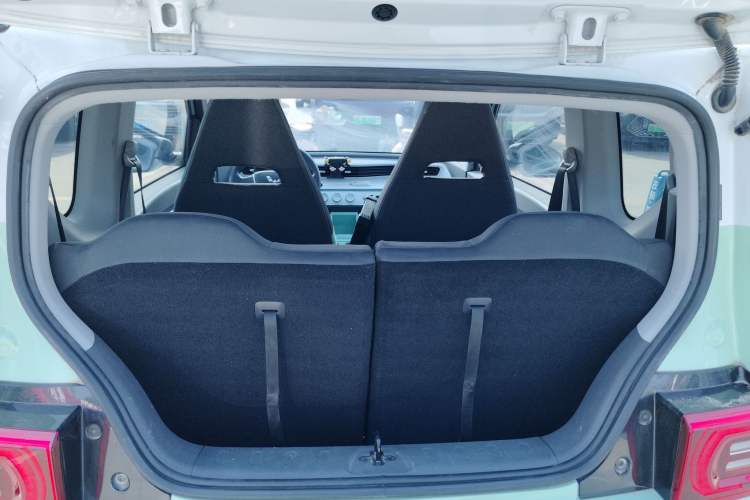 Used Wuling Hongguang MINIEV 2021 Macaron Premium Model – Lithium Iron Phosphate Trunk