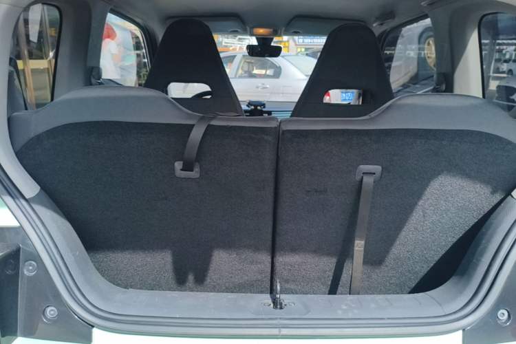 Used Wuling Hongguang MINIEV 2021 Macaron Premium Model – Lithium-NMC Trunk