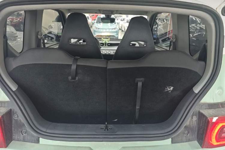 Used Wuling Hongguang MINIEV 2021 Macaron Fashion Edition Lithium-Ion Battery Trunk