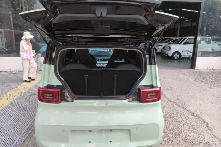 Used Wuling Hongguang MINIEV 2021 Macaron Premium Model – Lithium Iron Phosphate Trunk