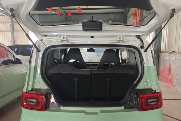 Used Wuling Hongguang MINIEV 2021 Macaron Premium Model – Lithium Iron Phosphate Trunk