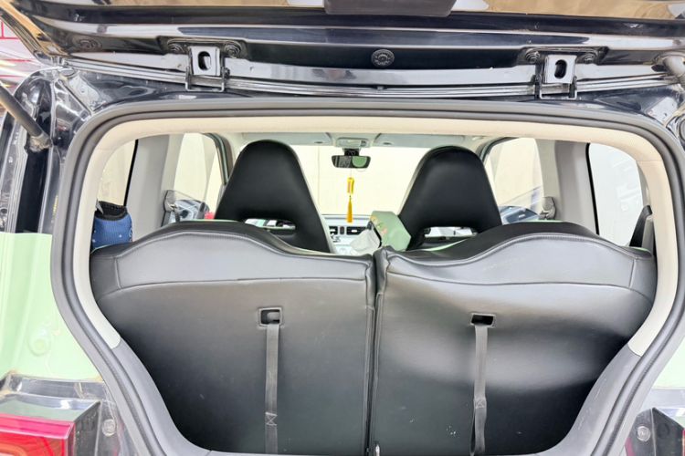 Used Wuling Hongguang MINIEV 2021 Macaron Premium Model – Lithium Iron Phosphate Trunk