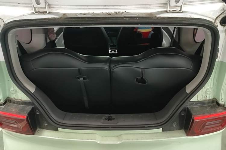 Used Wuling Hongguang MINIEV 2021 Macaron Premium Model – Lithium-NMC Trunk