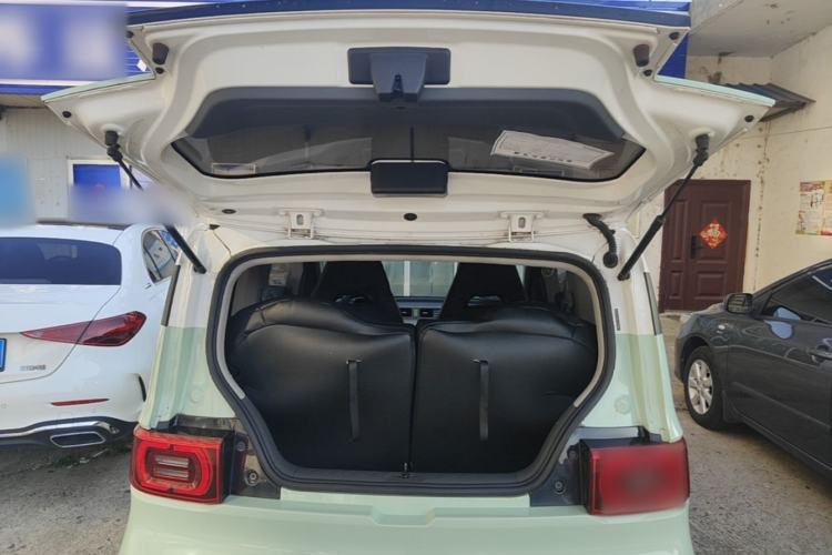Used Wuling Hongguang MINIEV 2021 Macaron Fashion Model Lithium Iron Phosphate Trunk