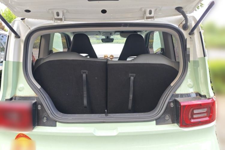 Used Wuling Hongguang MINIEV 2021 Macaron Premium Model – Lithium Iron Phosphate Trunk