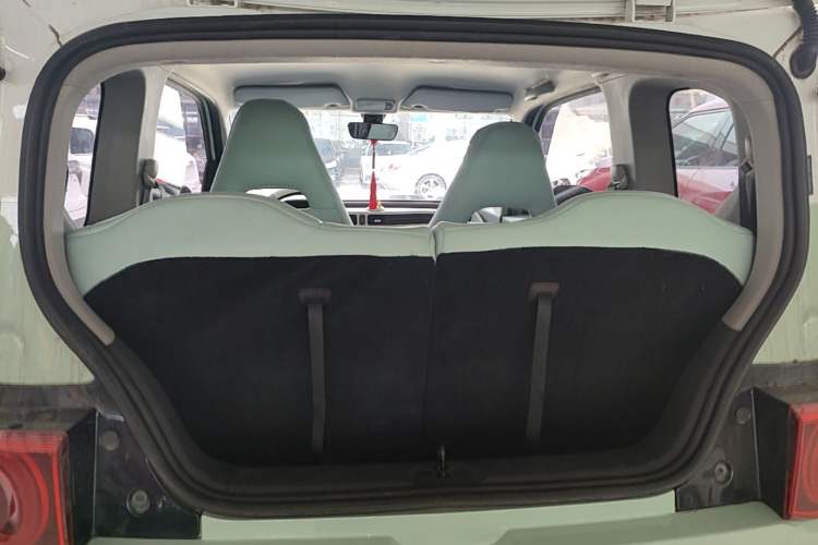 Used Wuling Hongguang MINIEV 2021 Macaron Premium Model – Lithium Iron Phosphate Trunk