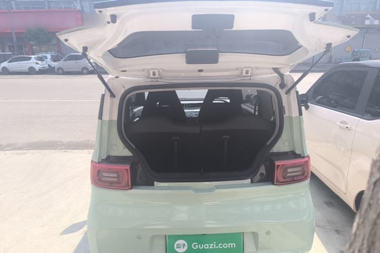 Used Wuling Hongguang MINIEV 2021 Macaron Sandwich Model 120 km Lithium Iron Phosphate Trunk