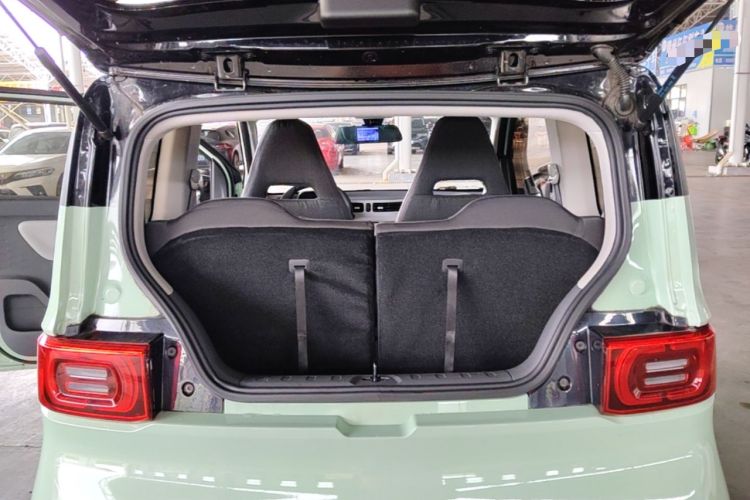 Used Wuling Hongguang MINIEV 2021 Macaron Fashion Model Lithium Iron Phosphate Trunk