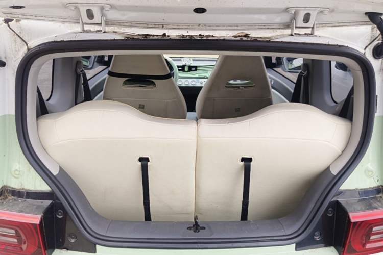 Used Wuling Hongguang MINIEV 2021 Macaron Fashion Model Lithium Iron Phosphate Trunk