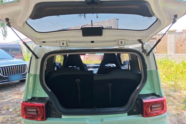 Used Wuling Hongguang MINIEV 2021 Macaron Fashion Model Lithium Iron Phosphate Trunk