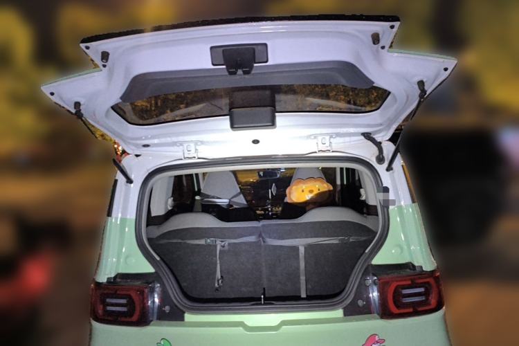 Used Wuling Hongguang MINIEV 2021 Macaron Premium Model – Lithium Iron Phosphate Trunk