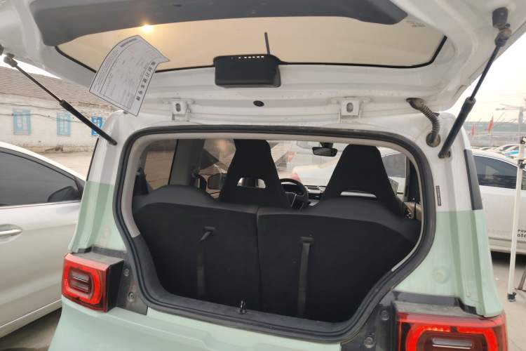 Used Wuling Hongguang MINIEV 2021 Macaron Premium Model – Lithium-NMC Trunk