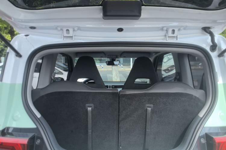 Used Wuling Hongguang MINIEV 2021 Macaron Premium Model – Lithium-NMC Trunk