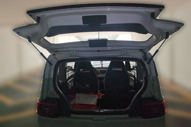 Used Wuling Hongguang MINIEV 2021 Macaron Fashion Model Lithium Iron Phosphate Trunk