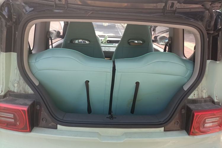 Used Wuling Hongguang MINIEV 2021 Macaron Premium Model – Lithium Iron Phosphate Trunk