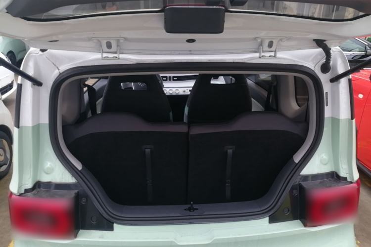 Used Wuling Hongguang MINIEV 2021 Macaron Fashion Model Lithium Iron Phosphate Trunk